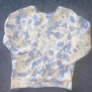 Time & Tru crewneck tye dye blue & white